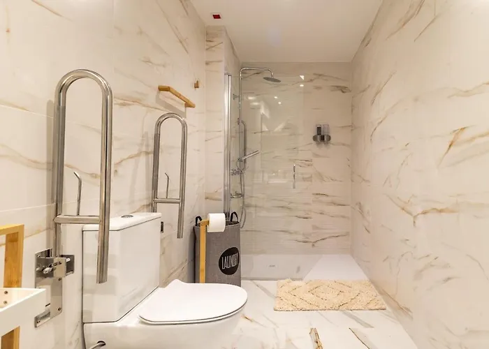 Che Loft! Artes Y Ciencias Appartement *
