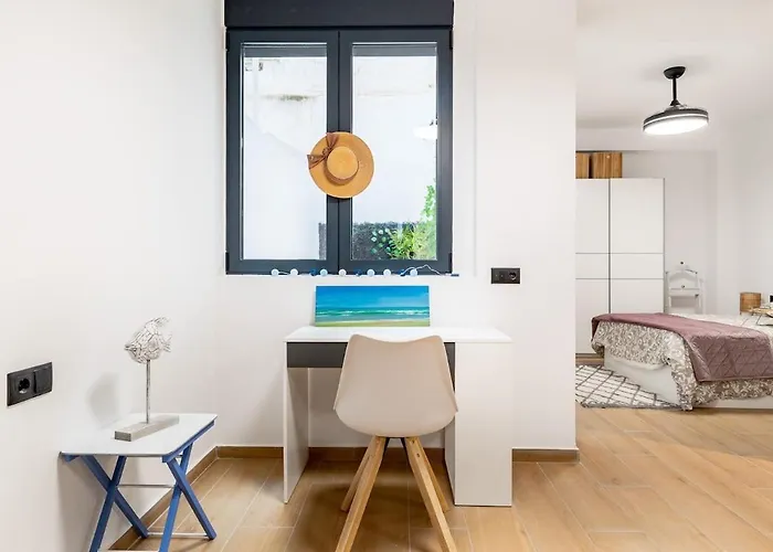 Che Loft! Artes Y Ciencias Appartement *