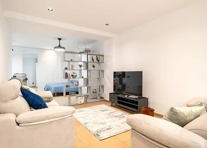 Che Loft! Artes Y Ciencias Appartement *
